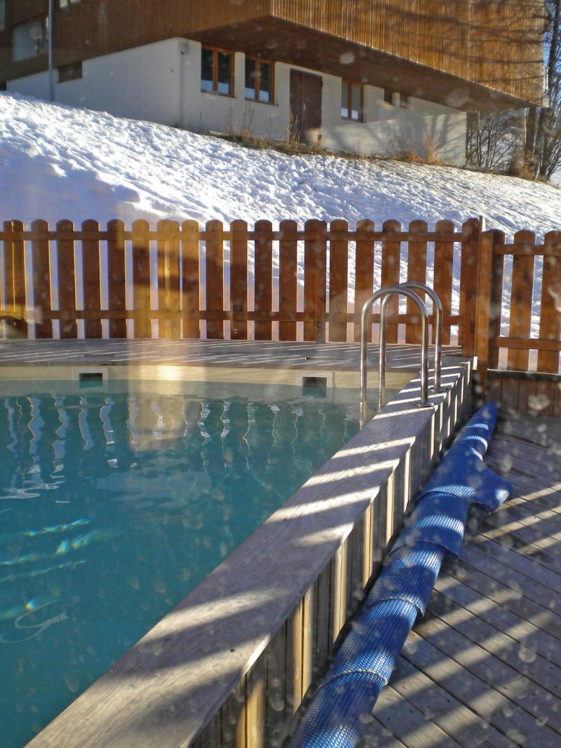 Rent in ski resort Résidence Lagrange le Roc Belle Face - Les Arcs - Swimming pool