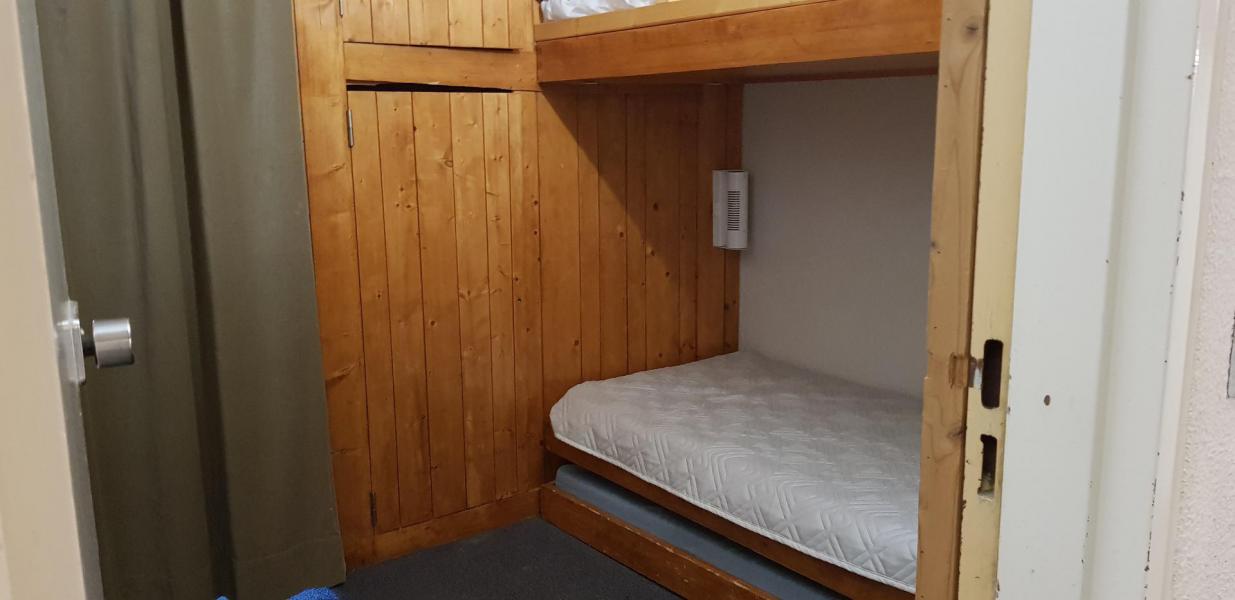 Rent in ski resort Studio sleeping corner 5 people (073) - Résidence les Lauzières - Les Arcs - Bedroom
