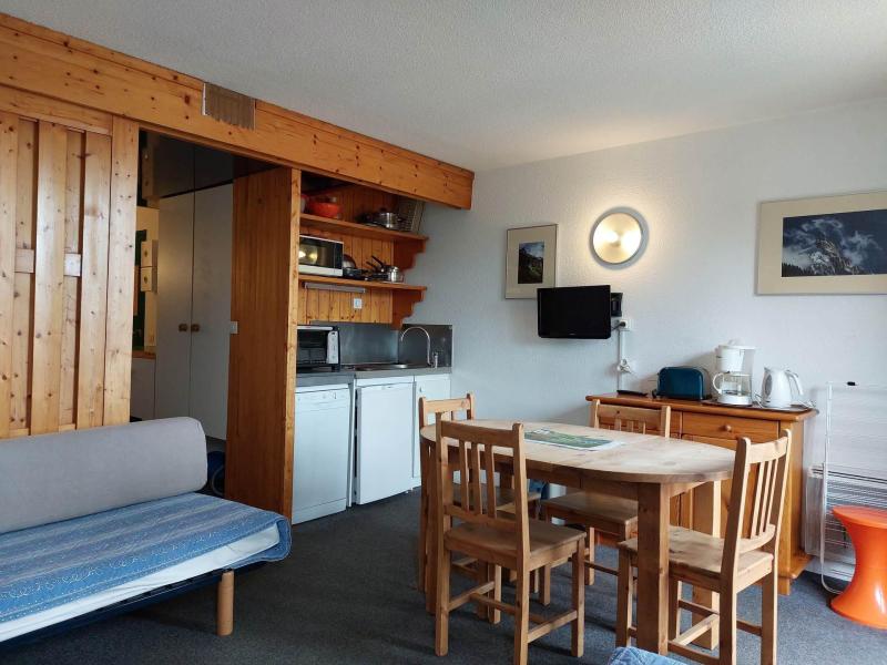 Rent in ski resort Studio sleeping corner 4 people (016) - Résidence les Tournavelles - Les Arcs - Living room