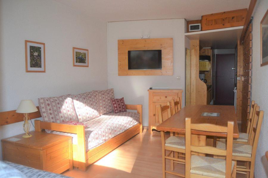 Rent in ski resort Studio sleeping corner 4 people (117) - Résidence Miravidi - Les Arcs - Living room