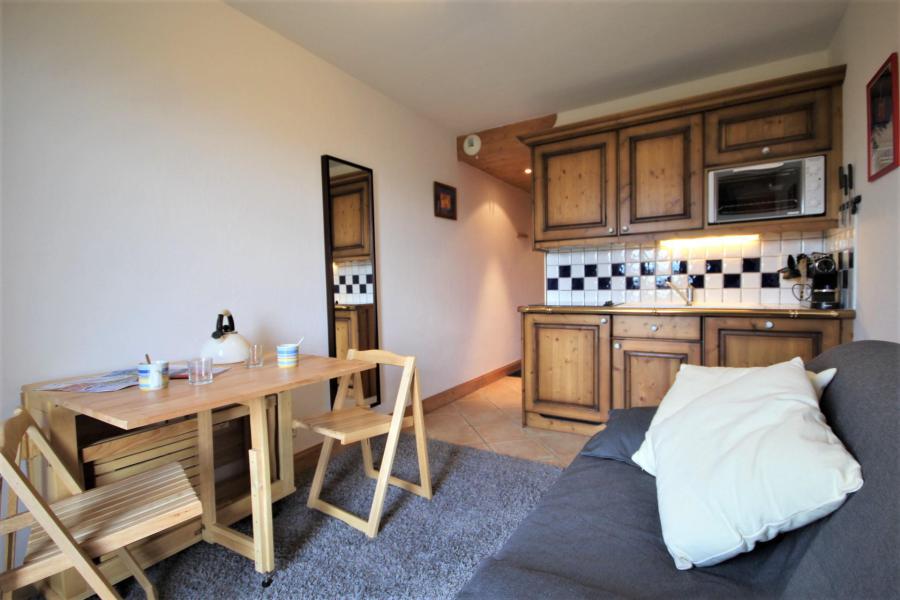 Rent in ski resort Studio 2 people (P4) - Résidence Saint Bernard - Les Arcs - Living room