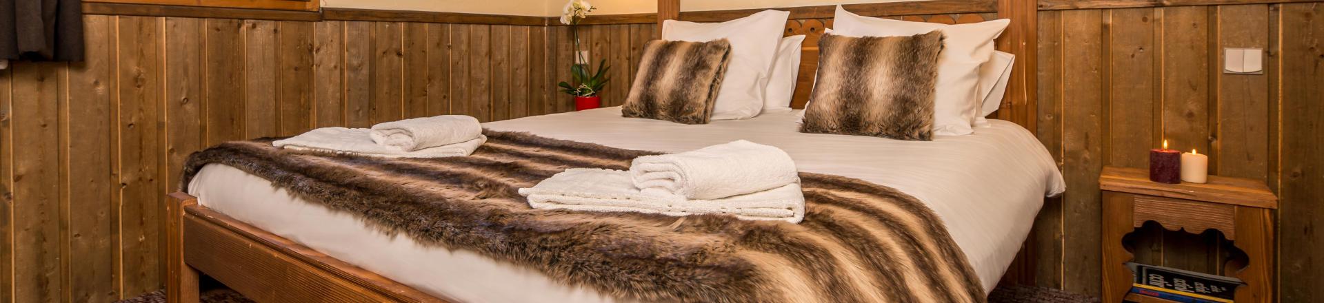 Rent in ski resort Chalet Altitude - Les Arcs - Bedroom