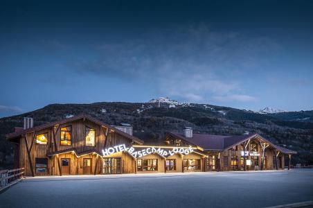 Аренда на лыжном курорте Hôtel Base Camp Lodge - Les Arcs - зимой под открытым небом