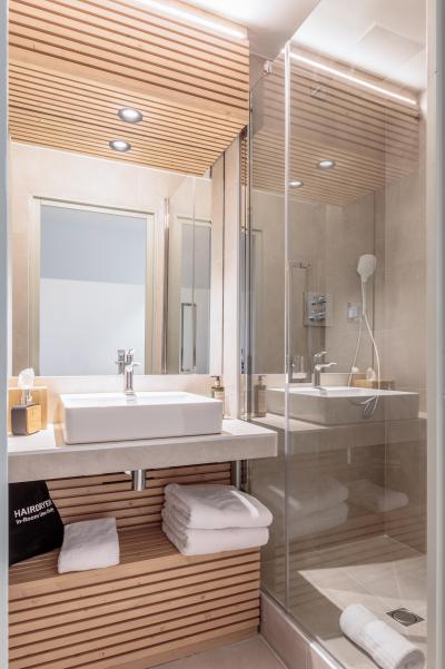 Location au ski Chambre 2 personnes (Cabane) - Hôtel La Cachette - Les Arcs - Salle d'eau
