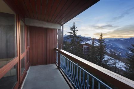 Rent in ski resort La Résidence le Thuria - Les Arcs