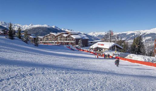Location au ski Résidence Belles Challes - Les Arcs - Extérieur hiver