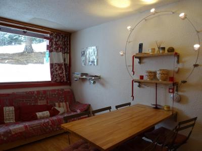 Rent in ski resort Studio 4 people (215) - Résidence Belles Challes - Les Arcs - Living room
