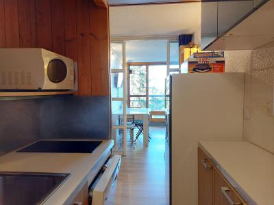 Rent in ski resort Studio sleeping corner 4 people (1028) - Résidence Belles Challes - Les Arcs - Kitchen