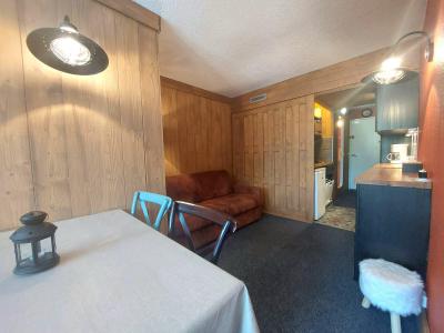 Rent in ski resort Studio 4 people (512) - Résidence des Belles Challes - Les Arcs - Apartment