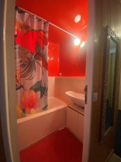 Rent in ski resort Studio sleeping corner 4 people (839) - Résidence des Belles Challes - Les Arcs - Bathroom