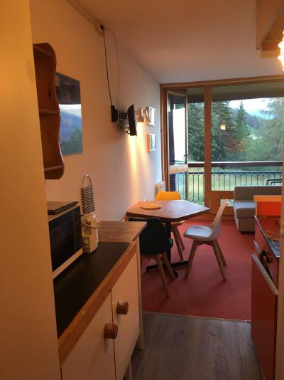 Rent in ski resort Studio sleeping corner 4 people (611) - Résidence Grand Arbois - Les Arcs - Kitchen
