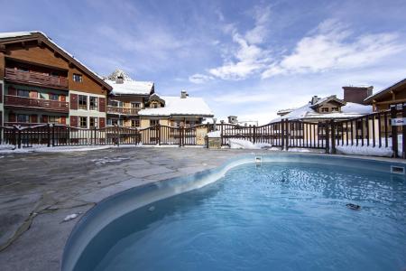 Rent in ski resort Résidence Hameau du Glacier - Les Arcs - Swimming pool