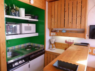 Rent in ski resort Studio mezzanine 5 people (112) - Résidence l'Aiguille Grive Bât II - Les Arcs - Kitchen