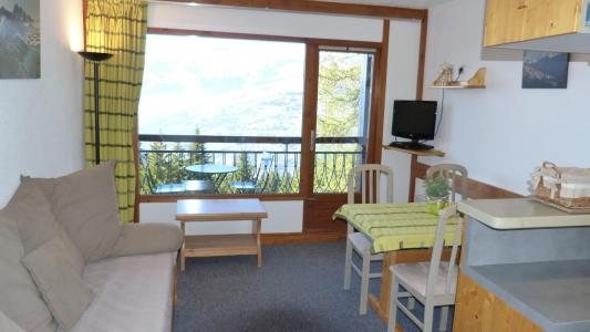 Rent in ski resort 2 room apartment 4 people (310) - Résidence le Ruitor - Les Arcs - Living room