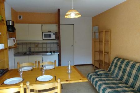 Rent in ski resort Studio sleeping corner 4 people (112) - Résidence les Glières - Les Arcs - Apartment