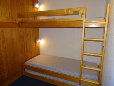 Rent in ski resort Studio sleeping corner 5 people (467) - Résidence les Lauzières - Les Arcs - Bedroom