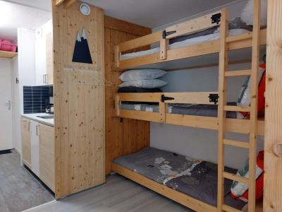 Аренда на лыжном курорте Квартира студия со спальней для 4 чел. (009) - Résidence Miravidi - Les Arcs - Комната