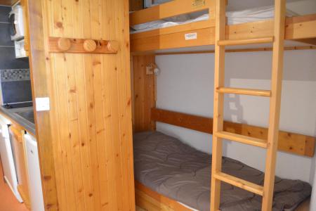 Аренда на лыжном курорте Квартира студия со спальней для 4 чел. (509) - Résidence Miravidi - Les Arcs - Комната