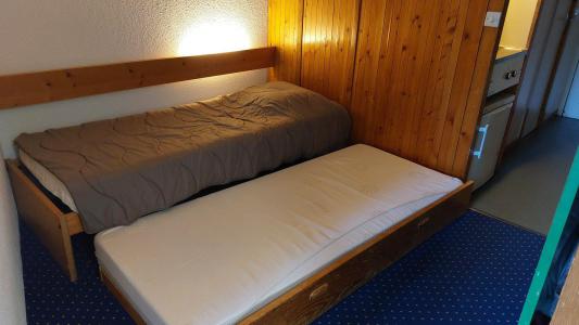 Аренда на лыжном курорте Квартира студия со спальней для 4 чел. (518) - Résidence Miravidi - Les Arcs - Комната