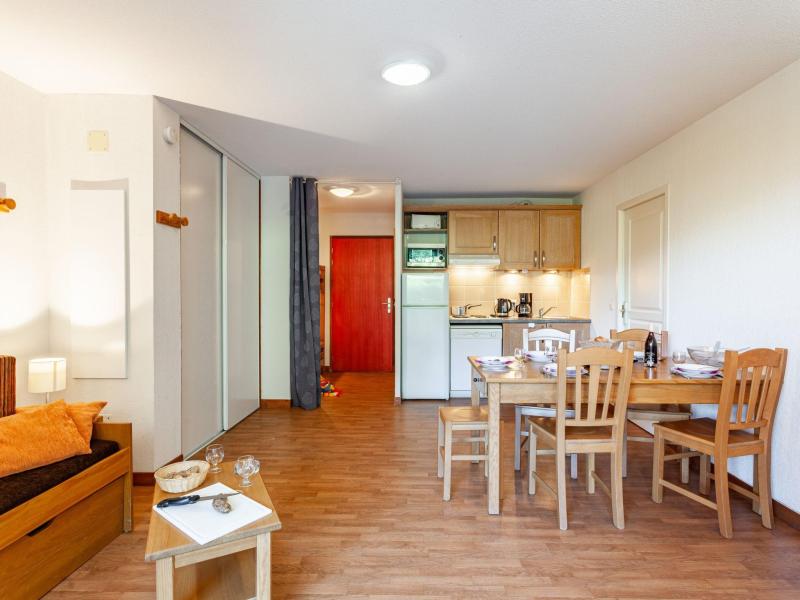 Rent in ski resort 2 room apartment 6 people (2) - Les Terrasses des Bottières - Les Bottières - Apartment