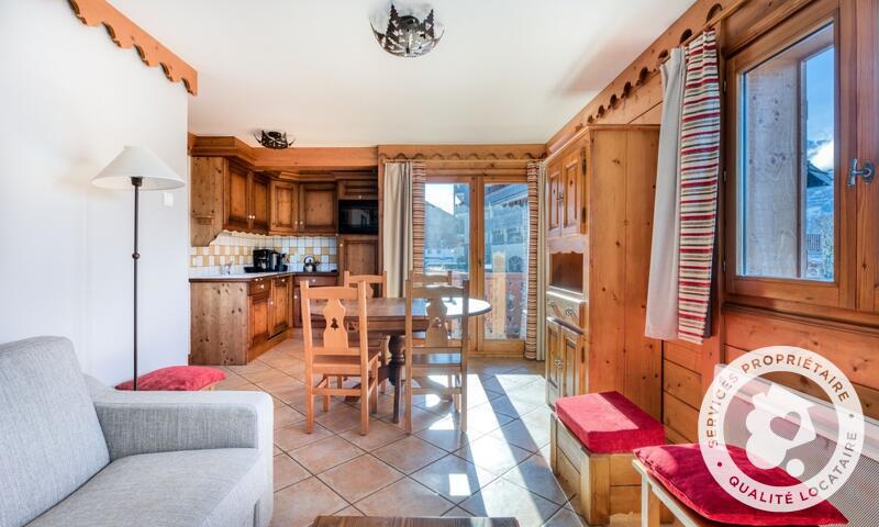 Vacanze in montagna Appartamento 3 stanze per 6 persone (Sélection ) - Résidence les Fermes du Soleil - Maeva Home - Les Carroz - Esteriore inverno