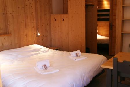 Location au ski Chambre Famille 4 personnes - Les Flocons Verts - Les Carroz - Chambre