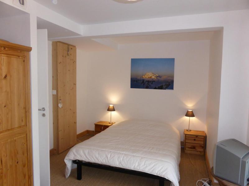 Rent in ski resort 5 room duplex chalet 8 people - Chalet Champelet - Les Contamines-Montjoie - Bedroom