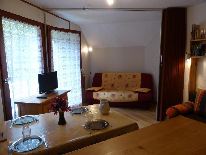 Rent in ski resort Studio cabin 4 people (B66) - Résidence la Borgia - Les Contamines-Montjoie - Living room