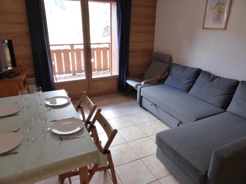 Rent in ski resort 2 room apartment sleeping corner 4 people (236) - Résidence le Chamois - Les Contamines-Montjoie - Living room