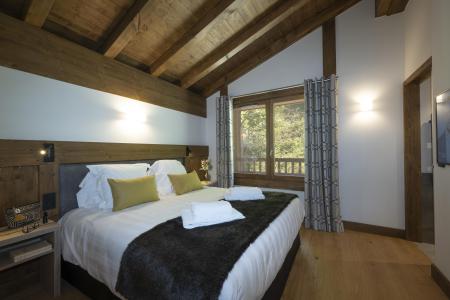Rent in ski resort 5 room apartment 10 people - Résidence Les Chalets Láska - Les Contamines-Montjoie - Master bedroom