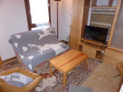 Rent in ski resort 3 room mezzanine apartment 8 people (790) - Résidence Schuss - Les Contamines-Montjoie - Living room