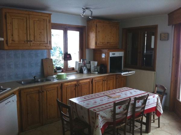 Rent in ski resort 5 room chalet 12 people - Chalet Beth Shemesh - Les Gets - Kitchenette