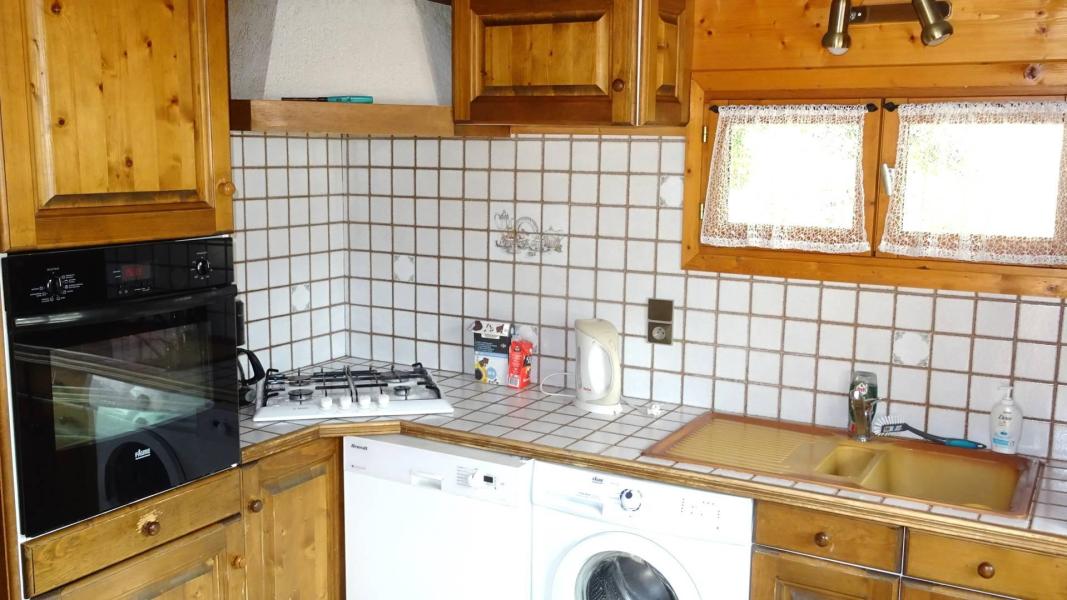 Skiverleih 5 Zimmer Maisonettewohnung für 10 Personen - Chalet Blanc - Les Gets - Kochnische