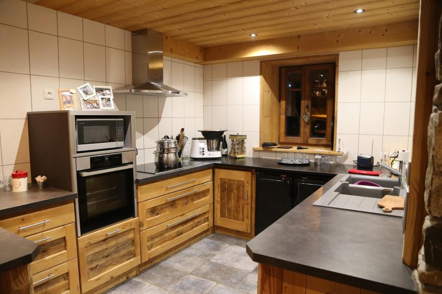 Rent in ski resort 6 room duplex chalet 15 people - Chalet Chez la Fine - Les Gets - Kitchenette