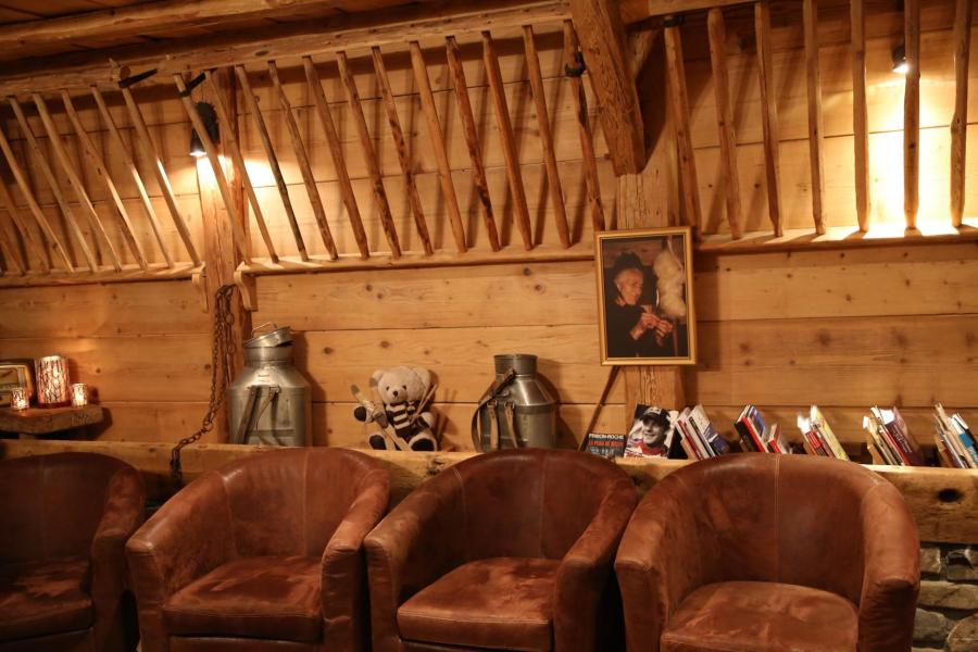 Rent in ski resort 6 room duplex chalet 15 people - Chalet Chez la Fine - Les Gets - Living room