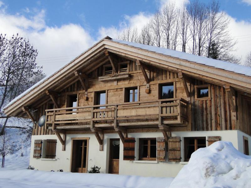 Аренда на лыжном курорте Шале дуплекс 6 комнат 15 чел. - Chalet Chez la Fine - Les Gets - зимой под открытым небом