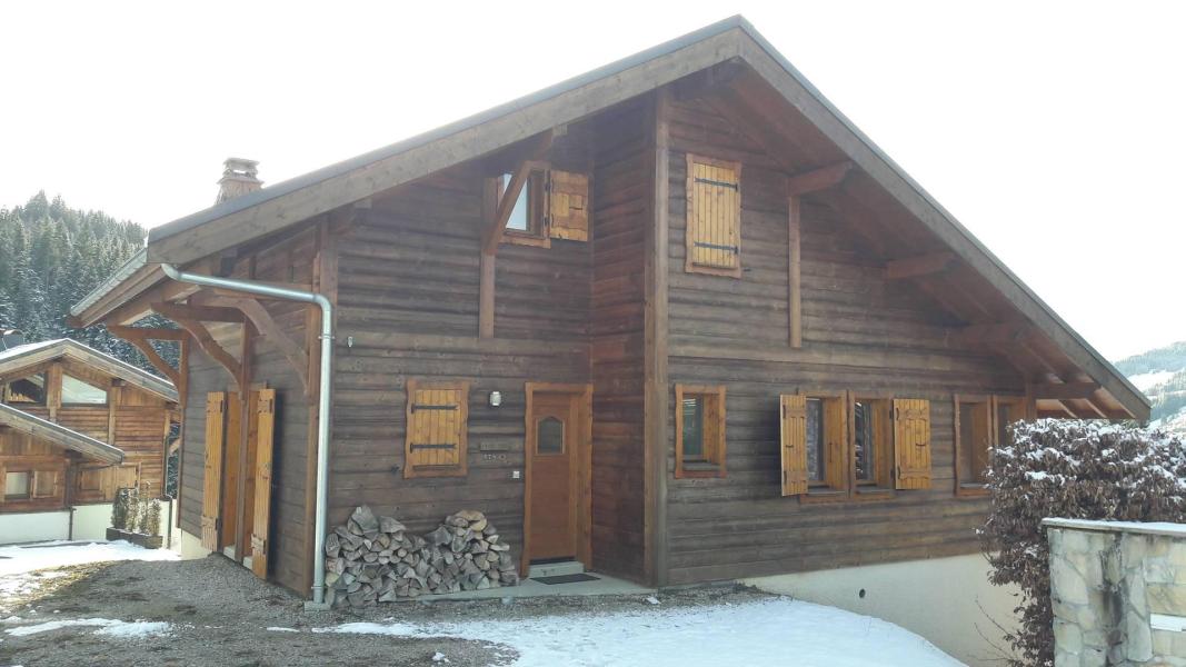 Vacances en montagne Chalet 5 pièces 8 personnes - Chalet Chien Noir - Les Gets - Extérieur hiver