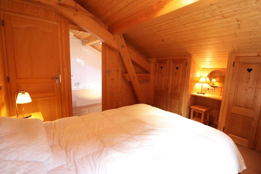 Ski verhuur Chalet 7 kamers 16 personen - Chalet du Lac des Ecoles - Les Gets - Kamer