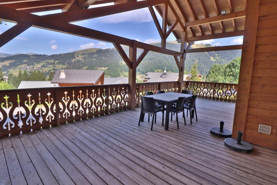 Soggiorno sugli sci Chalet 7 stanze per 16 persone - Chalet du Lac des Ecoles - Les Gets - Terrazza