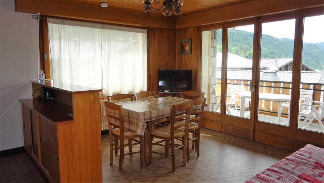 Rent in ski resort 3 room apartment 6 people (178) - Chalet L'Aiglon - Les Gets - Living room