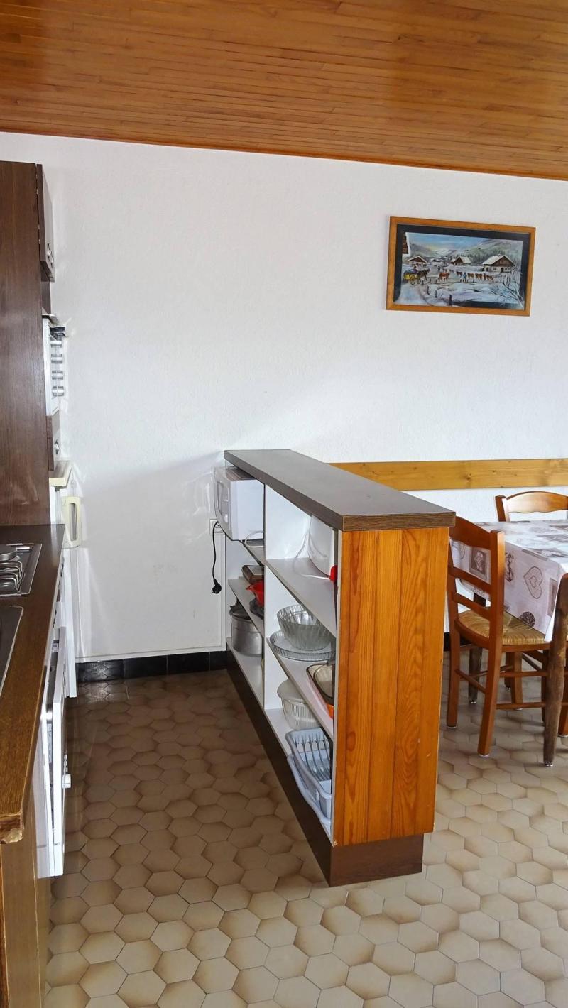 Ski verhuur Appartement 2 kamers 4 personen (180) - Chalet L'Aiglon - Les Gets - Keukenblok