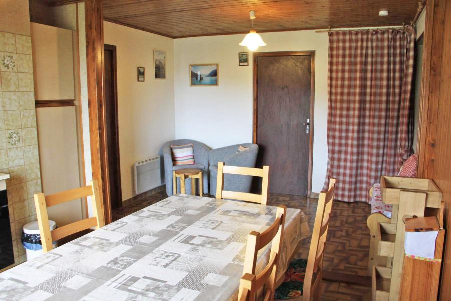 Ski verhuur Appartement 3 kamers 4 personen - Chalet Lou Kik'Notes - Les Gets - Woonkamer