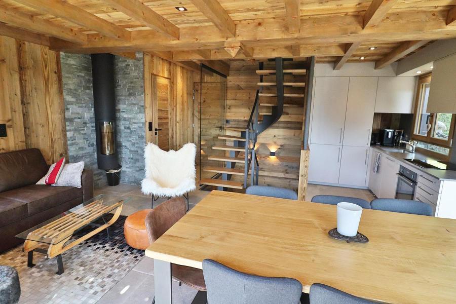 Rent in ski resort 4 room chalet 6 people - Chalet P'tiou - Les Gets - Living room