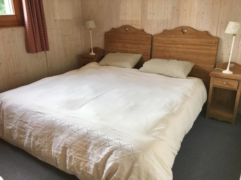 Location au ski Chalet Renard du Lac - Les Gets - Chambre