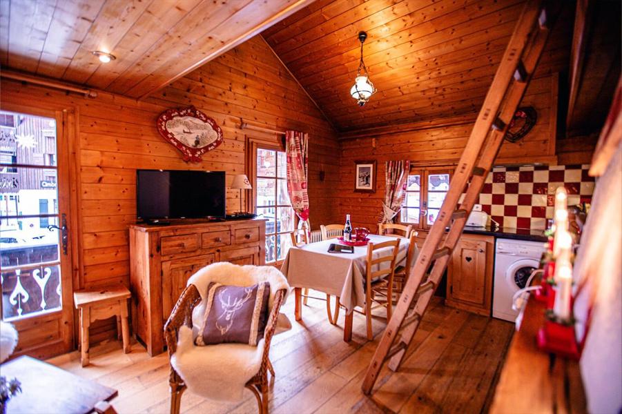 Wynajem na narty Apartament 2 pokojowy z antresolą 4 osoby - Chalet Ski Love - Les Gets