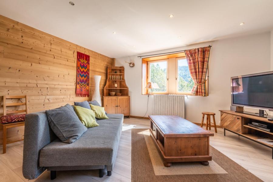 Rent in ski resort 3 room apartment 5 people - Ferme du Lavay - Les Gets - Apartment