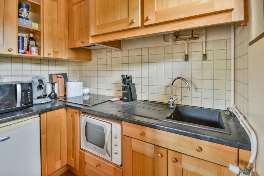 Rent in ski resort Studio 4 people (2022) - La Résidence - Les Gets - Kitchen