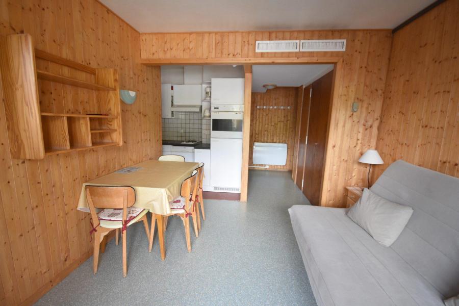 Rent in ski resort Studio sleeping corner 4 people (2108) - La Résidence - Les Gets - Living room