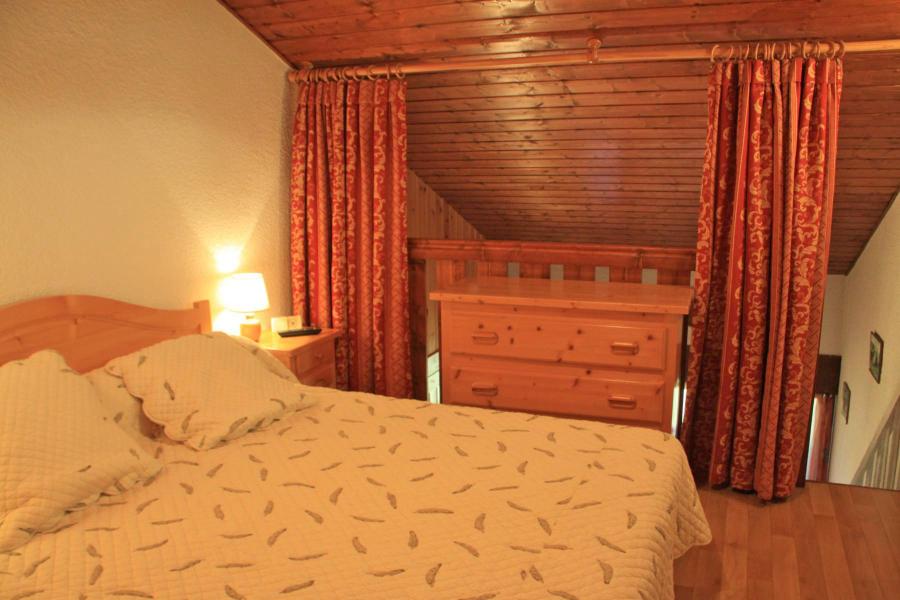 Rent in ski resort Studio mezzanine 4 people (45) - Résidence Adray - Les Gets - Bedroom