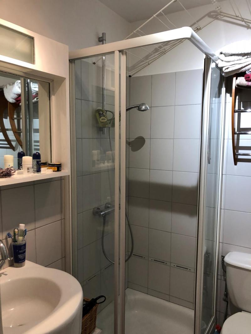 Soggiorno sugli sci Studio con alcova per 4 persone (w) - Résidence Arc-en-Ciel - Les Gets - Bagno con doccia